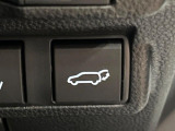 【パワーバックドア】スマートキーや運転席のボタンを押すだけでリアゲートが自動で開閉します!荷物を持っている時や、高い位置にあるバックドアを閉める際に便利な機能です♪
