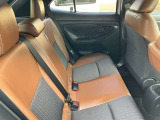 ゆとりある広々とした車内空間は、ドライブを始め買い物やレジャーなど、幅広く活躍します。一人でもみんなとでもお出かけを楽しみましょう!