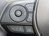 ブルートゥースに接続すれば、スマホに入れている音楽が聞けたり運転中に電話がかかってきてしまった場合もハンドルから電話を取ることができます!