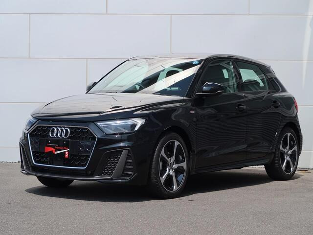 A1スポーツバック25 TFSI Sライン