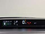 TFTカラ-マルチインフォメ-ションディスプレイ4.2インチの液晶画面に、安全・安心のコンテンツやオ-トエアコンのステ-タスなど、さまざまな運転情報を表示し見やすさにこだわったメ-タ-です♪