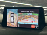 【360&deg;ビューモニター】専用のカメラにより、上から見下ろしたような視点で360度クルマの周囲を確認することができます☆死角部分も確認しやすく、狭い場所での切り返しや駐車もスムーズに行えます。