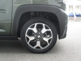 タイヤサイズは165/60R15です。