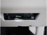 ETC車載器付きです。高速道路の料金所もスムーズに通過できます。