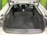 【パワーバックドア】スマートキーや運転席のボタンを押すだけでリアゲートが自動で開閉します!荷物を持っている時や、高い位置にあるバックドアを閉める際に便利な機能です♪