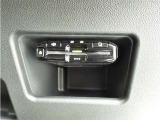 ETCゲートを使ってキャッシュレスで料金所を通過・スマートに時短出来ます。スマートICを乗降出来るのもメリットです!ETCカードはトヨタカードがおすすめ!