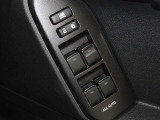 電動格納式ドアミラー・パワーウインドウを装備しています。