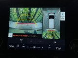 【パノラミックビューモニター】専用のカメラにより、上から見下ろしたような視点で360度クルマの周囲を確認することができます☆死角部分も確認しやすく、狭い場所での切り返しや駐車もスムーズに行えます。