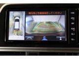 車両を上から見たような映像表示するパノラミックビューモニター付き!