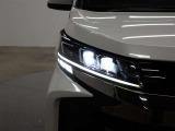 LEDヘッドランプ装備