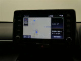 純正ナビを装備。タッチパネル式で使いやすく、お出かけもラクラクです。