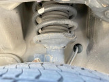 お車を安心してお乗りいただく為には、足回りの定期点検が欠かせません。サービスサポート(有償保証)では無料点検もご提供しており、安心のカーライフをお過ごしいただけるサポート体制が整っています。