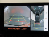 パノラミックビューモニター付きです。車両を上から見たような映像をモニター画面に表示。運転席からの目視では見にくい、車両周辺の状況をリアルタイムでしっかり確認できます。