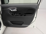 ダイハツ認定U-CARは、「車両状態証明書」「約60項目の徹底点検・整備」「内装の徹底清掃と洗浄」「もしもの時の1年間無償保証」が全車に付いています。