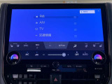 FM,AM、フルセグテレビ、メディアプレイヤーの接続などが楽しめます。