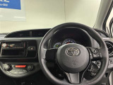 使いやすく運転しやすいレイアウトの運転席周り。