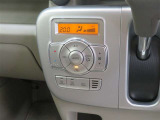 オートエアコン機能で、車内を自動的に、設定した温度に保ってくれます。