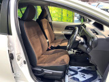 運転席シート廻りは使用感も少なく、良好な状態となっています。丁寧に使われていたことがよくわかりますね。