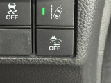 【HondaSENSING:衝突軽減ブレーキ[CMBS]】システムが前方の車・障害物に衝突すると判断した場合、自動でブレーキを作動させ、衝突した時の被害を軽減します。
