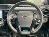 【純正革巻きステアリング】上質な革を使用することで、手にしっかり馴染みとても運転しやすいハンドルです♪