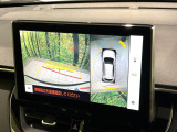 【パノラミックビューモニター】専用のカメラにより、上から見下ろしたような視点で360度クルマの周囲を確認することができます☆死角部分も確認しやすく、狭い場所での切り返しや駐車もスムーズに行えます。