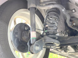 お車を安心してお乗りいただく為には、足回りの定期点検が欠かせません。サービスサポート(有償保証)では無料点検もご提供しており、安心のカーライフをお過ごしいただけるサポート体制が整っています。