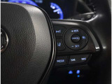 ハンドルから手を放さずに操作出来ますので、安全運転にもつながりますね