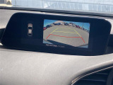 【 バックカメラ 】便利なバックカメラ装備で安全確認を頂けます。駐車が苦手な方にもオススメな便利機能です♪