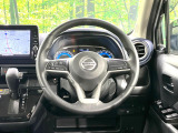 【純正革巻きステアリング】上質な革を使用することで、手にしっかり馴染みとても運転しやすいハンドルです♪