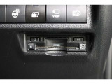 ETC機能に加え、渋滞回避支援や安全運転支援のサービスが受けられるETC2.0を装備!