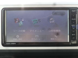 【純正ナビ】人気の純正ナビを装備。オーディオ機能も充実しており、Bluetooth接続すればお持ちのスマホやMP3プレイヤーの音楽を再生可能!毎日の運転がさらに楽しくなります!!
