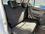 後部座席も快適ドライブ