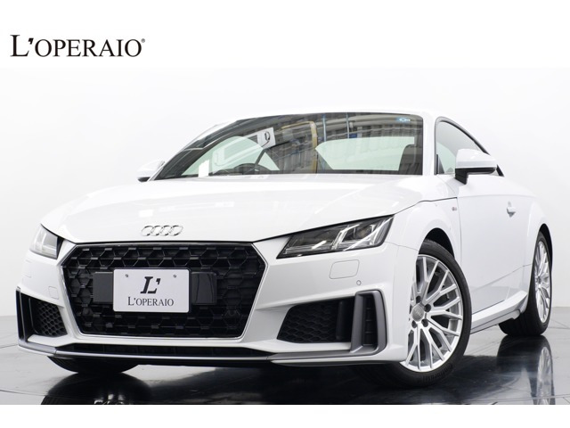 TTクーペ 40 TFSI Sラインパッケージ コンフォートパッケージ Sラインステアリ