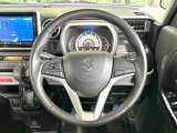 【純正革巻きステアリング】上質な革を使用することで、手にしっかり馴染みとても運転しやすいハンドルです♪