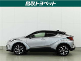 中古車は全く同じというものがなく、1台1台全てコンディションが異なります。同じようなお車でも、整備状況、外内装の状態など様々です。当店では入庫した車輌をコンディションに合わせて徹底的に仕上げています。