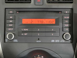 純正のCD一体チューナーラジオが装備されております。お好きな音楽を聴きながら快適にドライブができます。