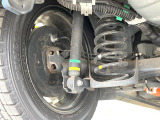 お車を安心してお乗りいただく為には、足回りの定期点検が欠かせません。サービスサポート(有償保証)では無料点検もご提供しており、安心のカーライフをお過ごしいただけるサポート体制が整っています。