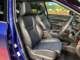 運転席シート廻りは使用感も少なく、良好な状態となっています。前オーナー様が丁寧に使っていたことがよくわかりますね。