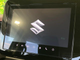 【純正9型ナビ】人気の大型9インチナビを装備。存在感のある大画面はインパクト大!ナビ利用時のマップ表示は見やすく、テレビやDVDは臨場感がアップ!いつものドライブがグッと楽しくなります♪