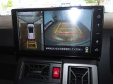 バックガイドモニターで、後方を確認しながら安心して駐車することができます。運転初心者も熟練者も必須の機能ですよ!