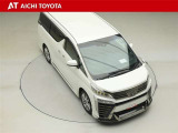 両側パワースライドドア付きだから、狭い駐車スペースなどでの乗り降りラクラク♪小さなお子さまのいるご家庭には嬉しい装備です。