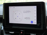 ディスプレイオーディオを装備しています。スマホと連動させると音楽やアプリを楽しむことができます。