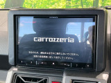 【大画面ナビ】人気の大型8インチナビを装備。存在感のある大画面はインパクト大!ナビ利用時のマップ表示は見やすく、テレビやDVDは臨場感がアップ!いつものドライブがグッと楽しくなります♪