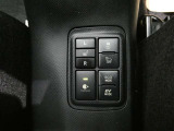 運転席、助手席ともにシートヒーター付きのお車になります!!寒い時も快適ですよ♪