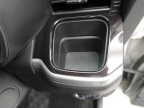 ダイハツディーラーでは「ダイハツ認定U-CAR」という基準を設け、車選びに詳しくないお客様でも「安心して選べる」をご提供しています。