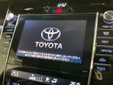 【メーカー純正ナビ】インテリアに溶け込むスタイリッシュな「専用設計」メーカーナビを装備♪視認性や操作性など基本性能にも優れ、より上質なカーライフをお楽しみいただけます。