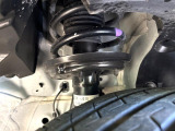 お車を安心してお乗りいただく為には、足回りの定期点検が欠かせません。サービスサポート(有償保証)では無料点検もご提供しており、安心のカーライフをお過ごしいただけるサポート体制が整っています。