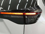 LEDテールライトです。省電力、高輝度のLEDは明るく照らすので夜間運転時の視認性を高めます。スタイリッシュな見た目で細かいところもこだわりたいあなたに!