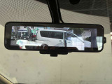 バックミラーも見やすいです。