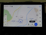 純正ナビを装備。タッチパネル式で使いやすく、お出かけもラクラクです。